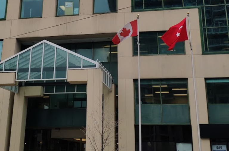 Toronto Başkonsolosluğu’ndan Yüksek Maaş Sözleşmeli Sekreter Alımı
