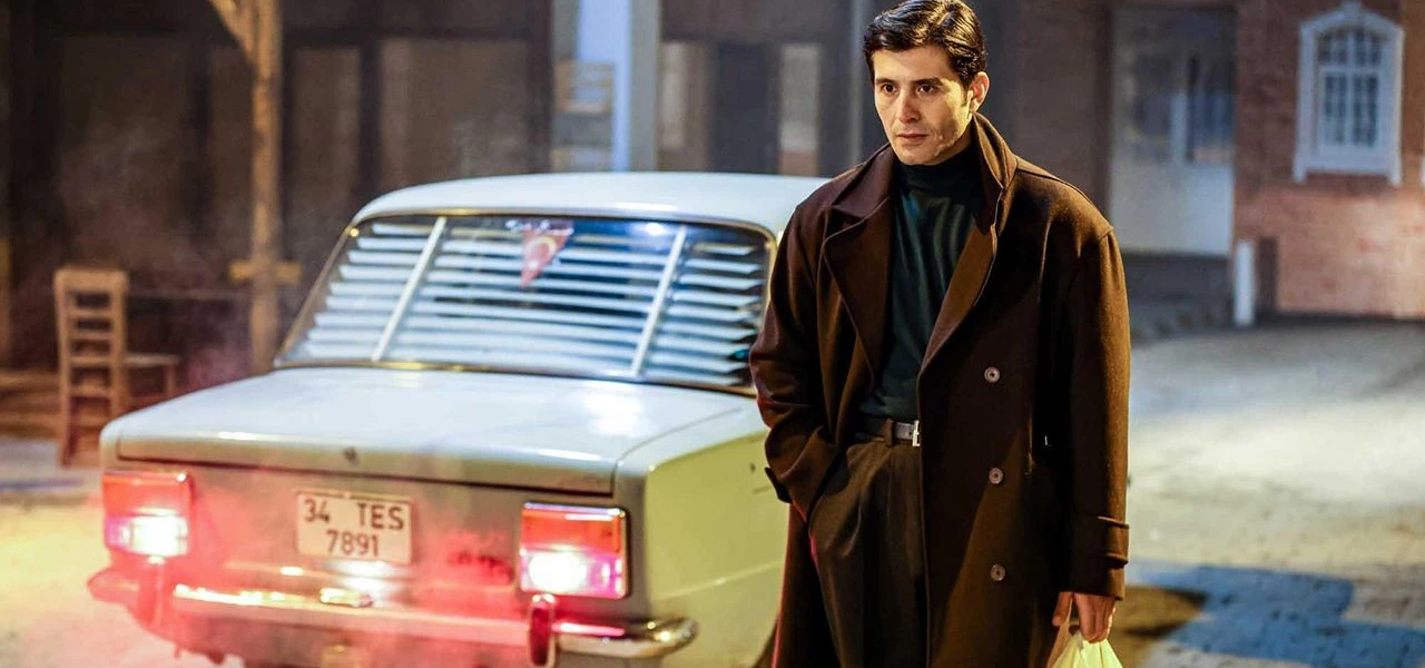 Bir Zamanlar İstanbul 2. Bölüm Yayında! Ali ve Seher’in Kaderi Nasıl Şekillenecek?