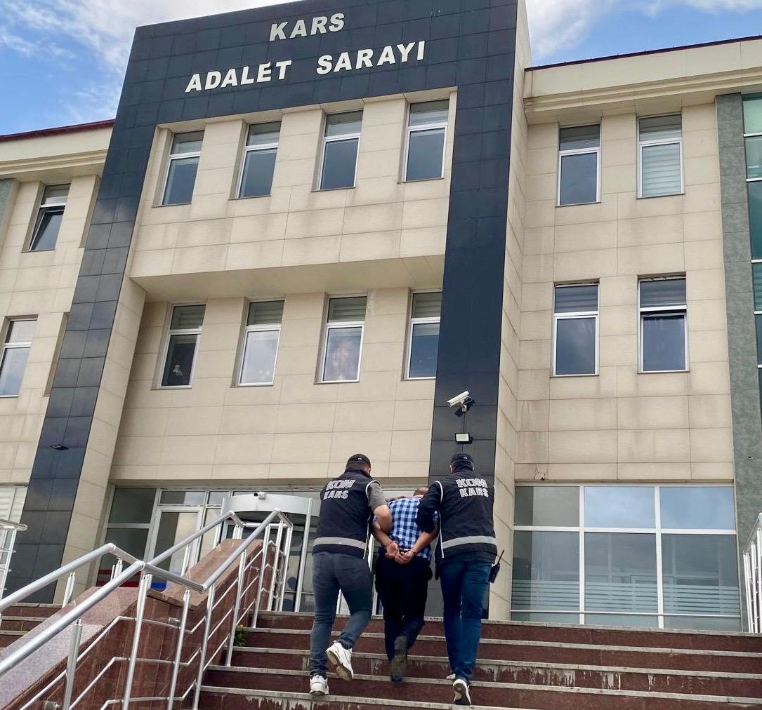 Kars’ta 15 Yıl 5 Ay Hapis Cezalı Hükümlü Şahıs Tutuklandı