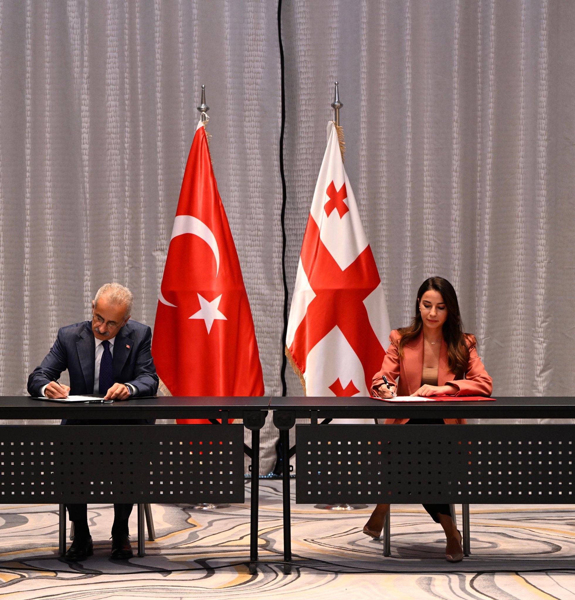 Ulaştırma Bakanı Uraloğlu: “5 Milyar Dolarlık Ticaret Hedefine Ulaşmak İçin Kararlı Adımlarla İlerliyoruz”