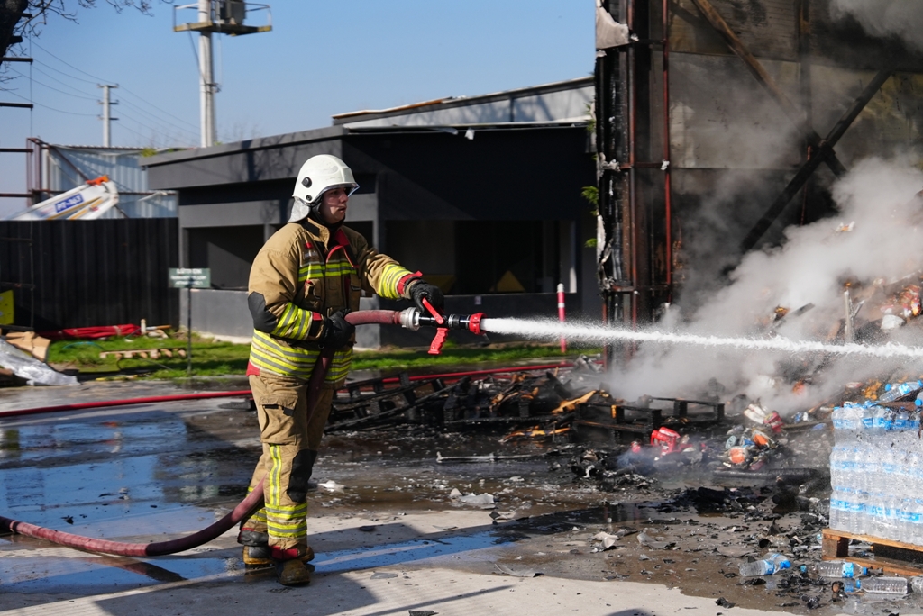 Düzce Belediyesi İtfaiye Müdürlüğü, Can ve Mal Güvenliğinin Teminatı Olmaya Devam Ediyor