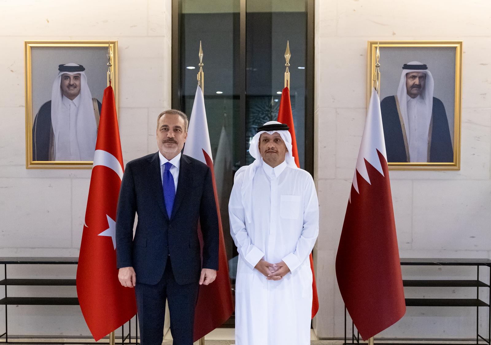 Dışişleri Bakanı Hakan Fidan, Katar Başbakanı ile Doha’da Görüştü