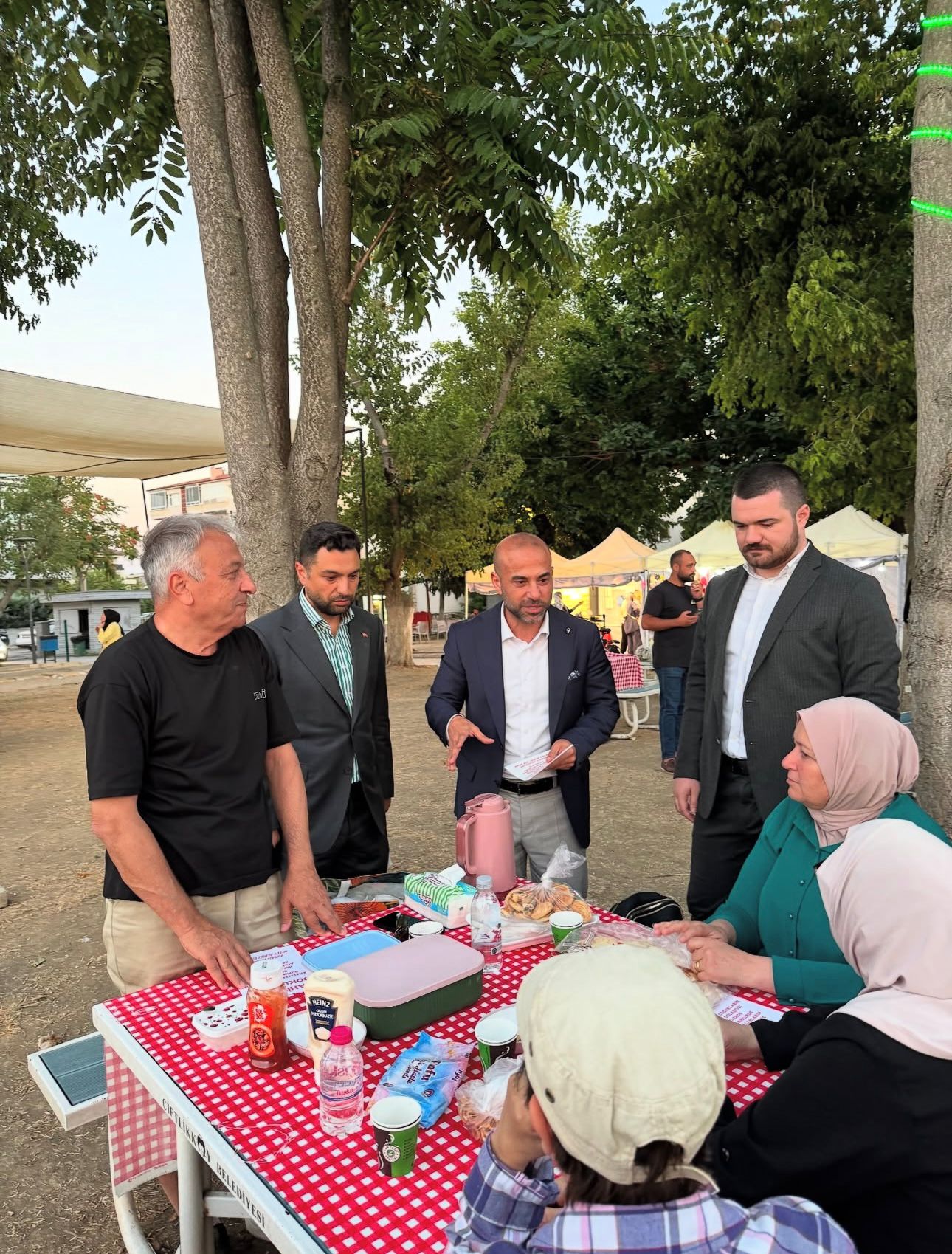 “Sahilime Dokunma!” İmza Kampanyası Çiftlikköy’de Başlatıldı