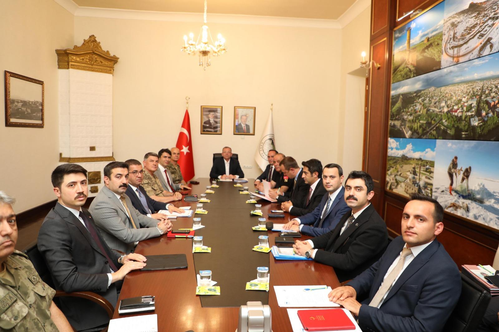 Kars’ta “İl Güvenlik ve Asayiş Koordinasyon Toplantısı” Gerçekleştirildi