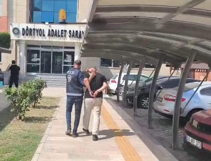 Fuhuşa Aracılıktan 15 Yıl Hapis Cezası Bulunan Şahıs Tutuklandı
