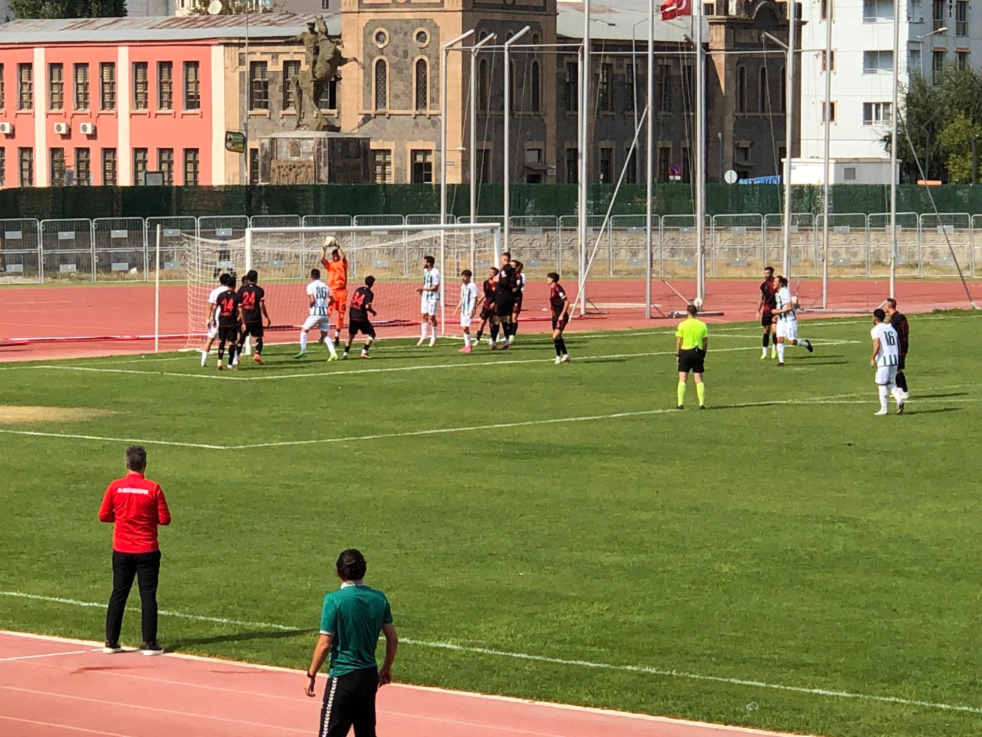 Kars 36 Spor Hazırlık Maçında Murgul Belediye Spor’a 3-1 Mağlup Oldu