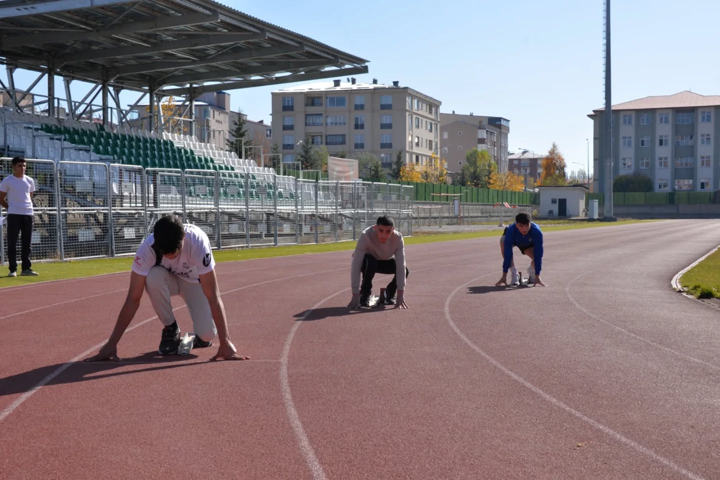 Okul Sporları Atletizm Yarışları Kars’ta Tamamlandı