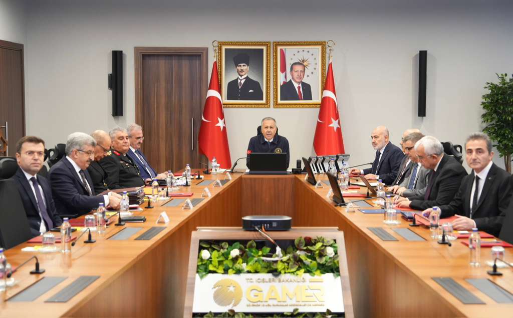 Vali Soytürk, İçişleri Bakanı Yerlikaya Başkanlığında Gerçekleştirilen VKS Toplantısına Katıldı
