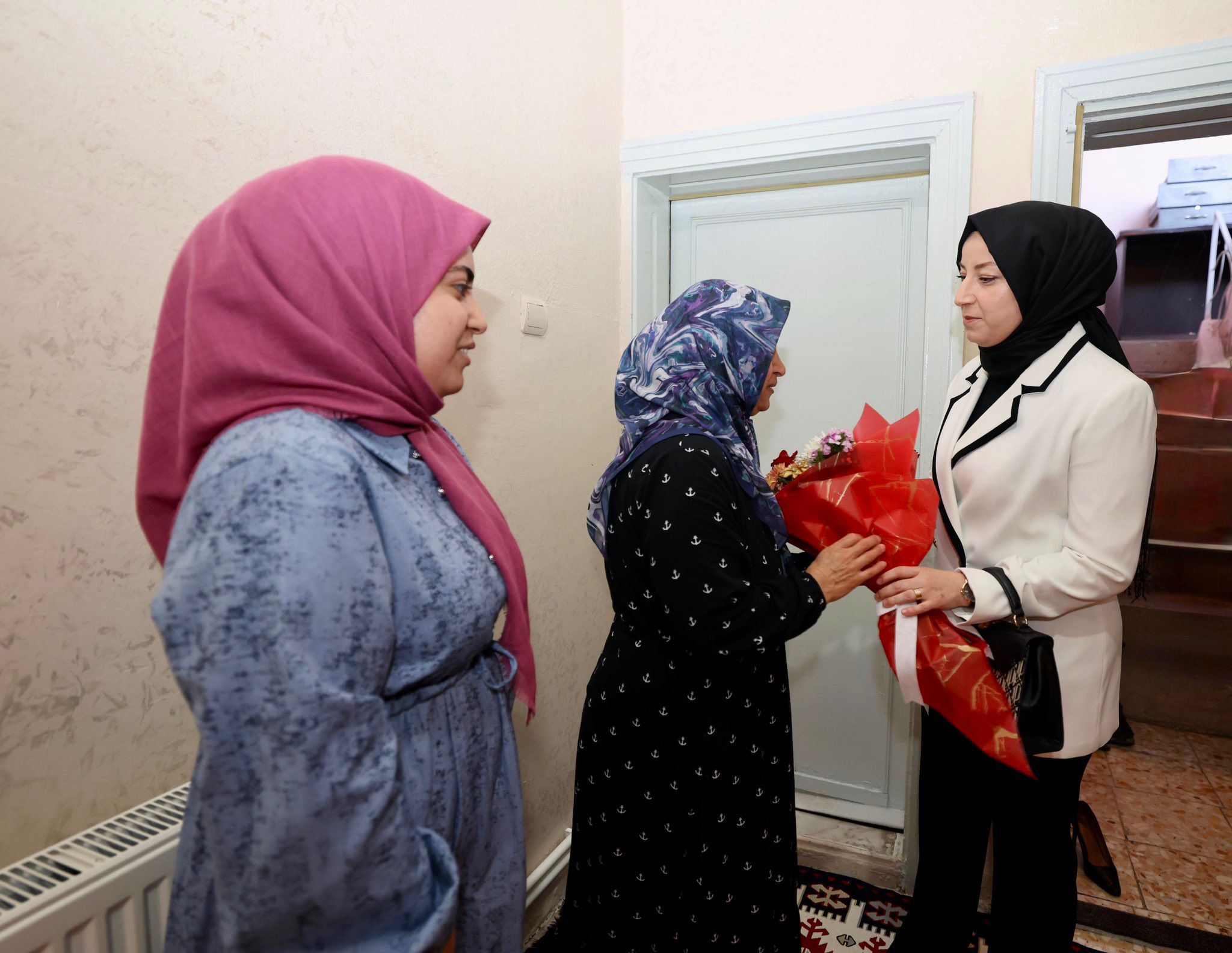 Vali Kızılkaya’dan Şehit Ailesine Taziye Ziyareti