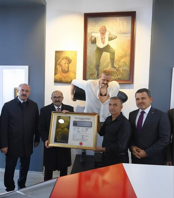 Çanakkale Kahramanı Seyit Onbaşı’nın Kayıp Fotoğrafı ve Belgesi Gün Yüzüne Çıktı