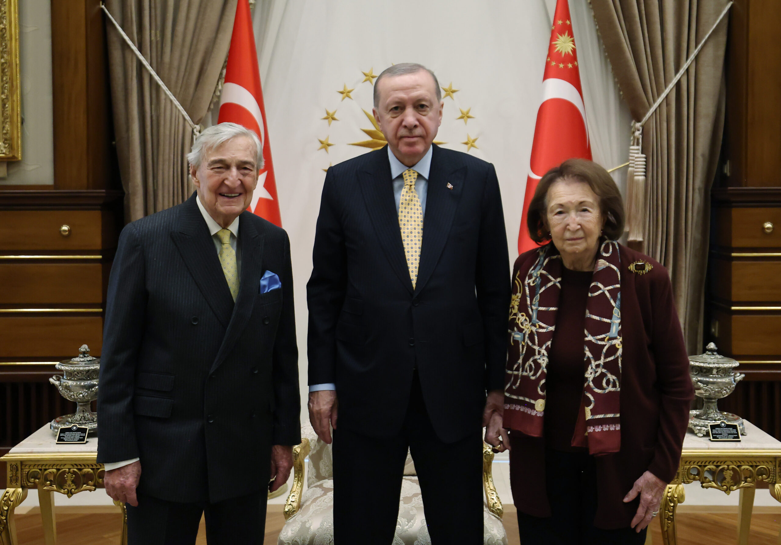 Cumhurbaşkanı Erdoğan, Rahmi Koç ve Semahat Arsel’i Kabul Etti