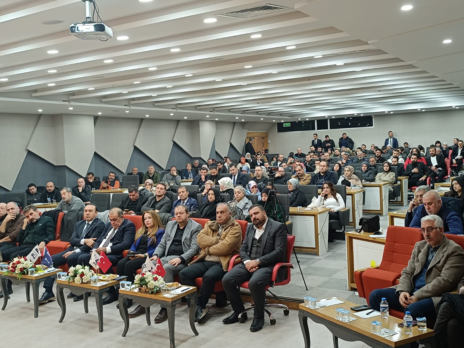 Anahtar Parti Heyeti Van’da Eğitim Gündemini Ele Aldı