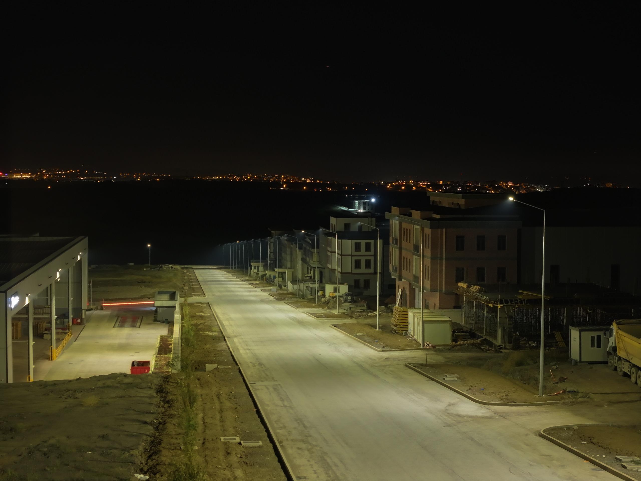 Yalova Makine İhtisas OSB’de Yeni Nesil Elektrik ve Aydınlatma Altyapısı Devrede