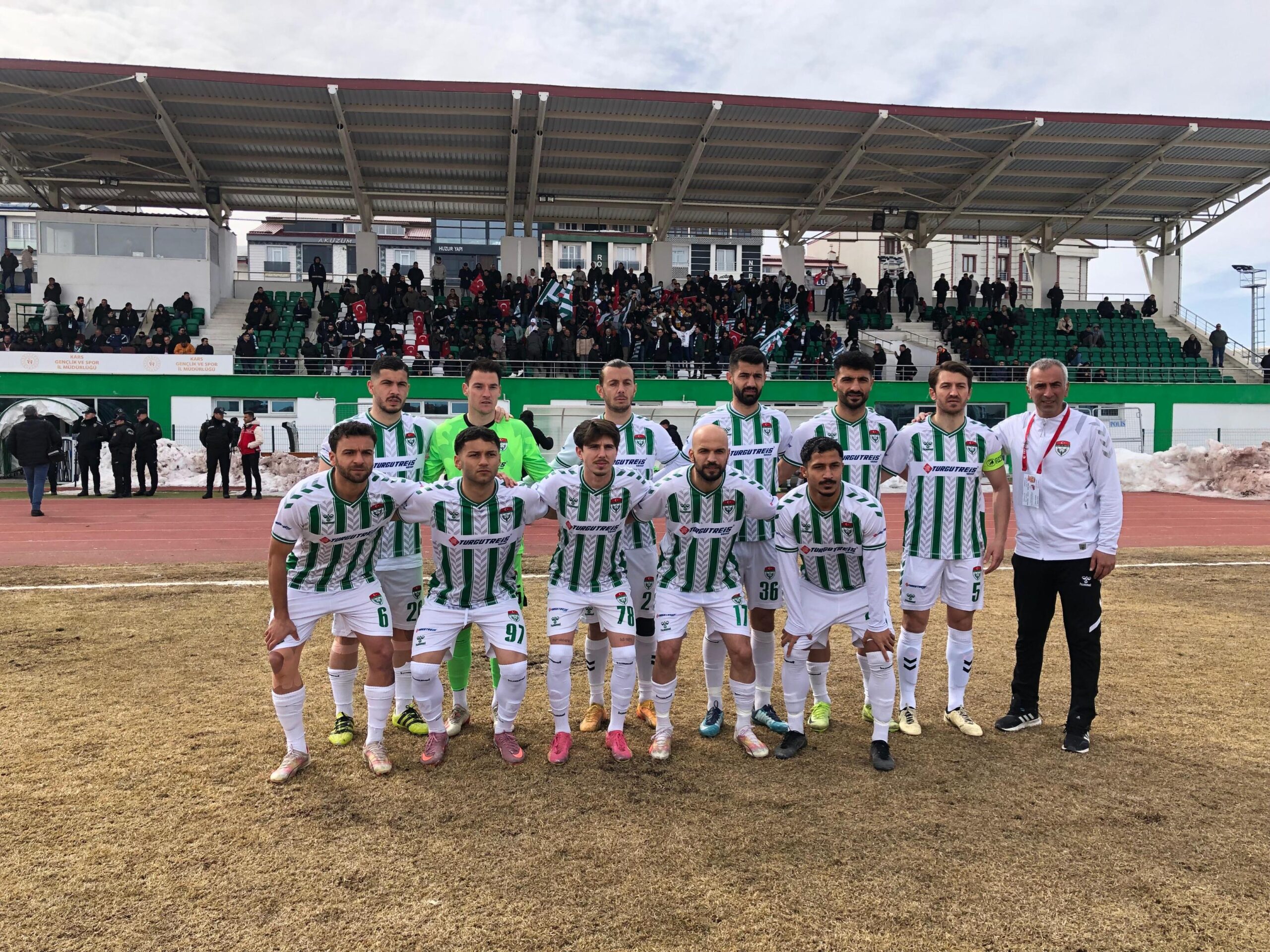 Kars 36 Spor – Doğubayazıt Spor’u 2-1 mağlup etti