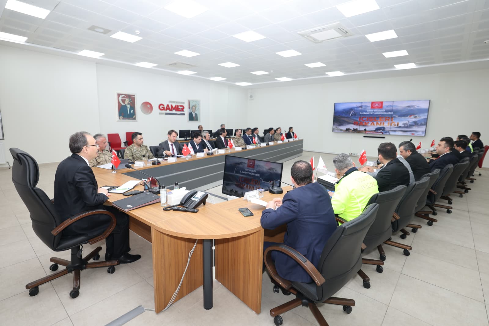 Siirt Valisi Dr. Kemal Kızılkaya’dan 2026 Yılı Ocak Ayı Güvenlik Değerlendirmesi