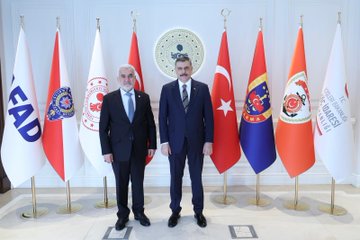 HÜDA PAR Genel Başkanı Yapıcıoğlu’ndan İçişleri Bakanı Mustafa Çiftçi’ye Ziyaret