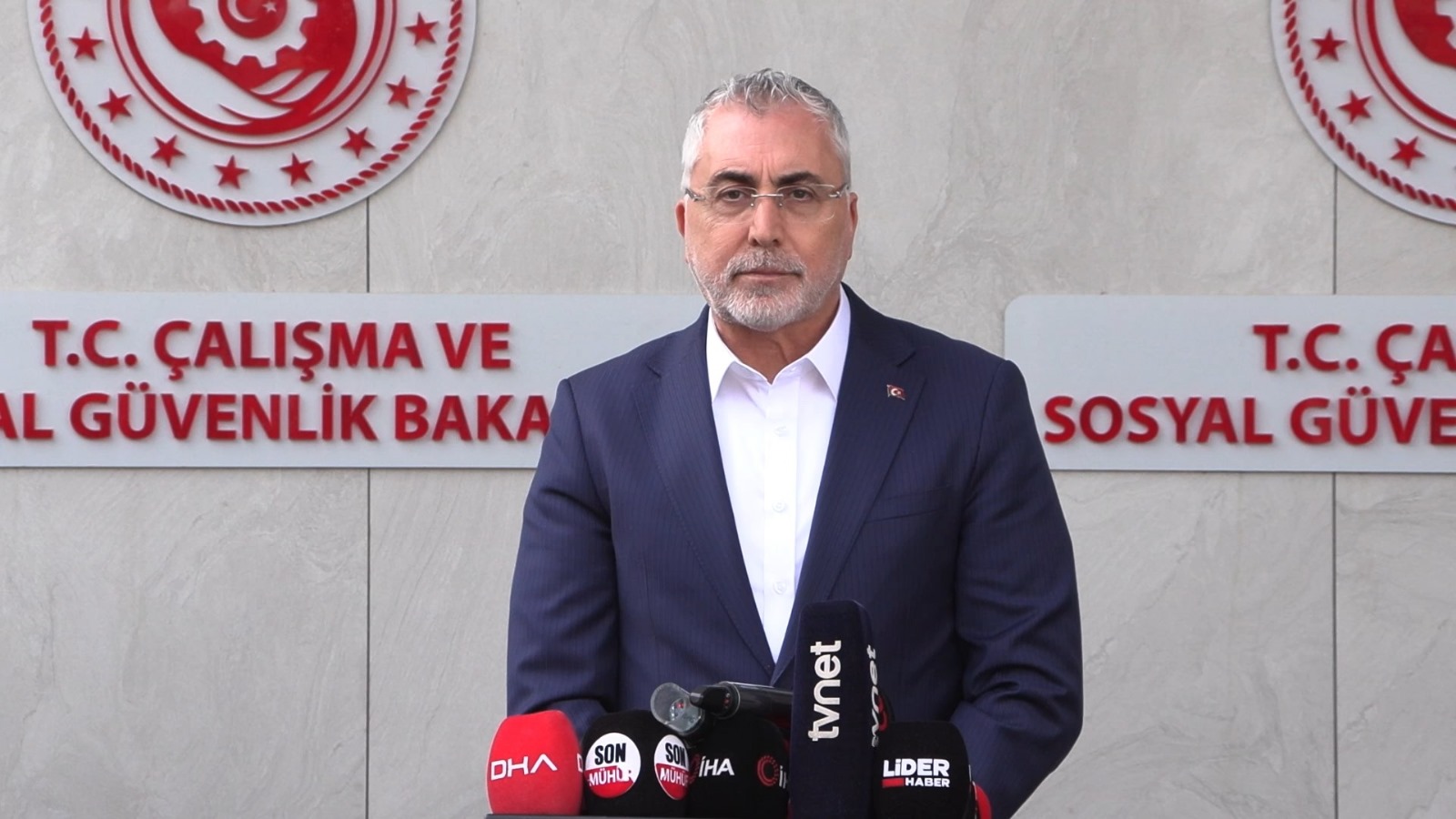 Çalışma ve Sosyal Güvenlik Bakanı Işıkhan: 2025’te Sağladığımız 5 Milyar Lira Destek İle Eczacılarımızın Yanında Olduk