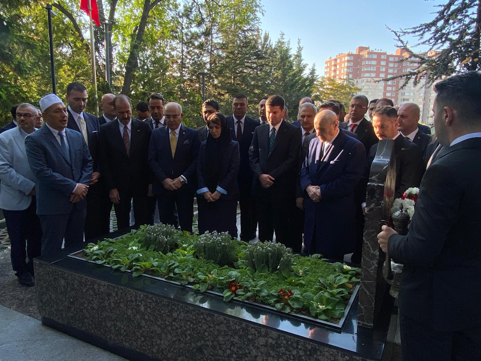 MHP Lideri Devlet Bahçeli’den Alparslan Türkeş’in Kabrine Kurban Bayramı Ziyareti