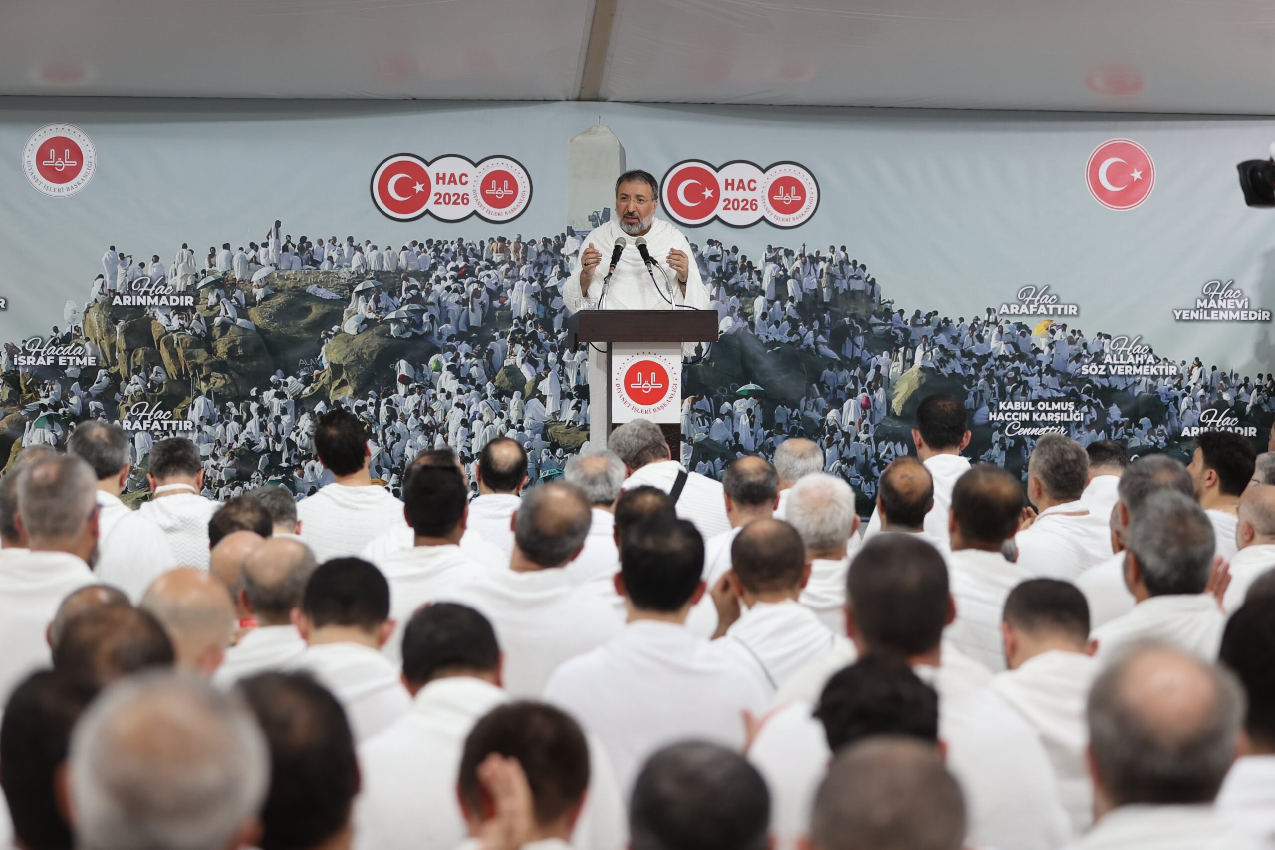 Diyanet İşleri Başkanı Arpaguş Arafat’ta Vakfe Duası Yaptı: İslam Coğrafyasındaki Zulmün Son Bulmasını Niyaz Ediyorum