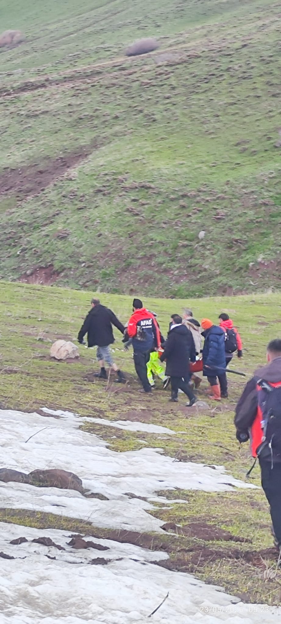 Tunceli’de Gece Boyunca İki Ayrı Kritik Operasyon: Ekiplerden Fedakâr Mücadele