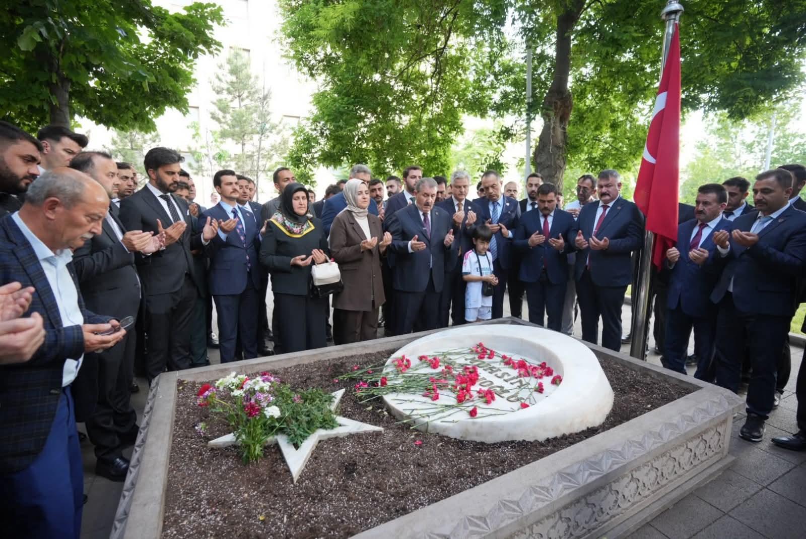 Mustafa Destici, Büyük Birlik Partisi’nde Yeniden Genel Başkan Seçildi