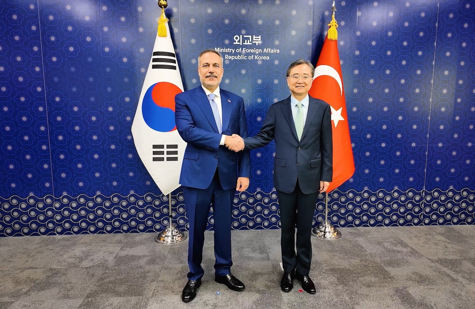 Dışişleri Bakanı Hakan Fidan Güney Koreli Mevkidaşı Cho Hyun İle Görüştü