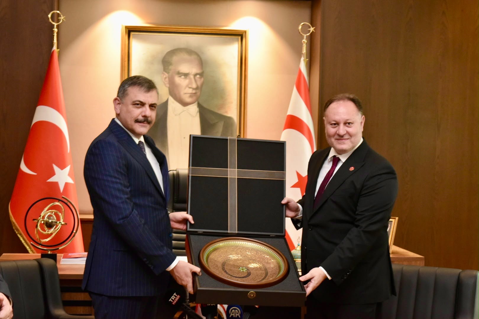 KKTC Başbakanı Ünal Üstel Ve Meclis Başkanı Ziya Öztürkler İçişleri Bakanı Mustafa Çiftçi’yi Kabul Etti