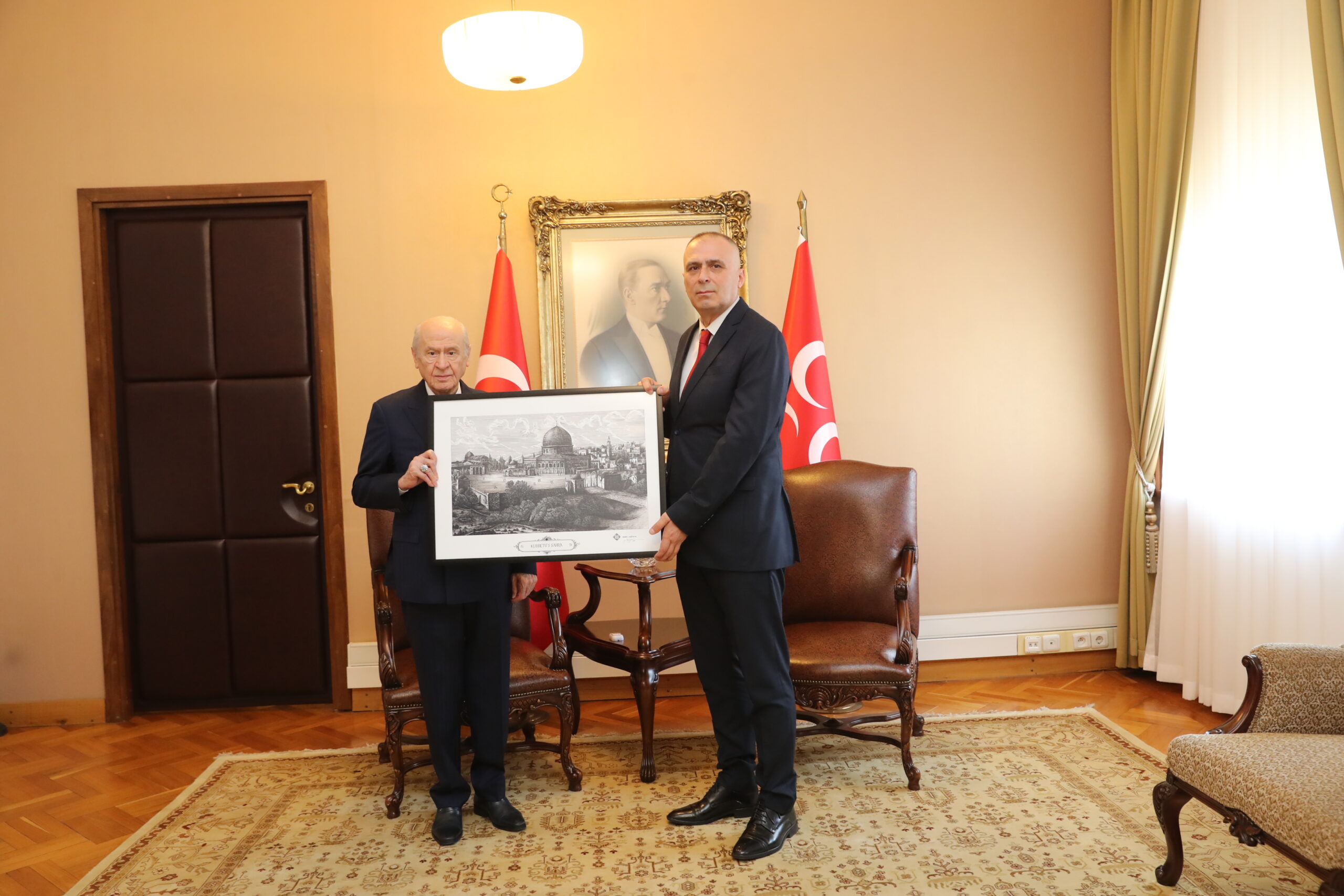Özel Harekat Başkanı Ünsal Hayal MHP Lideri Devlet Bahçeli’yi Ziyaret Etti