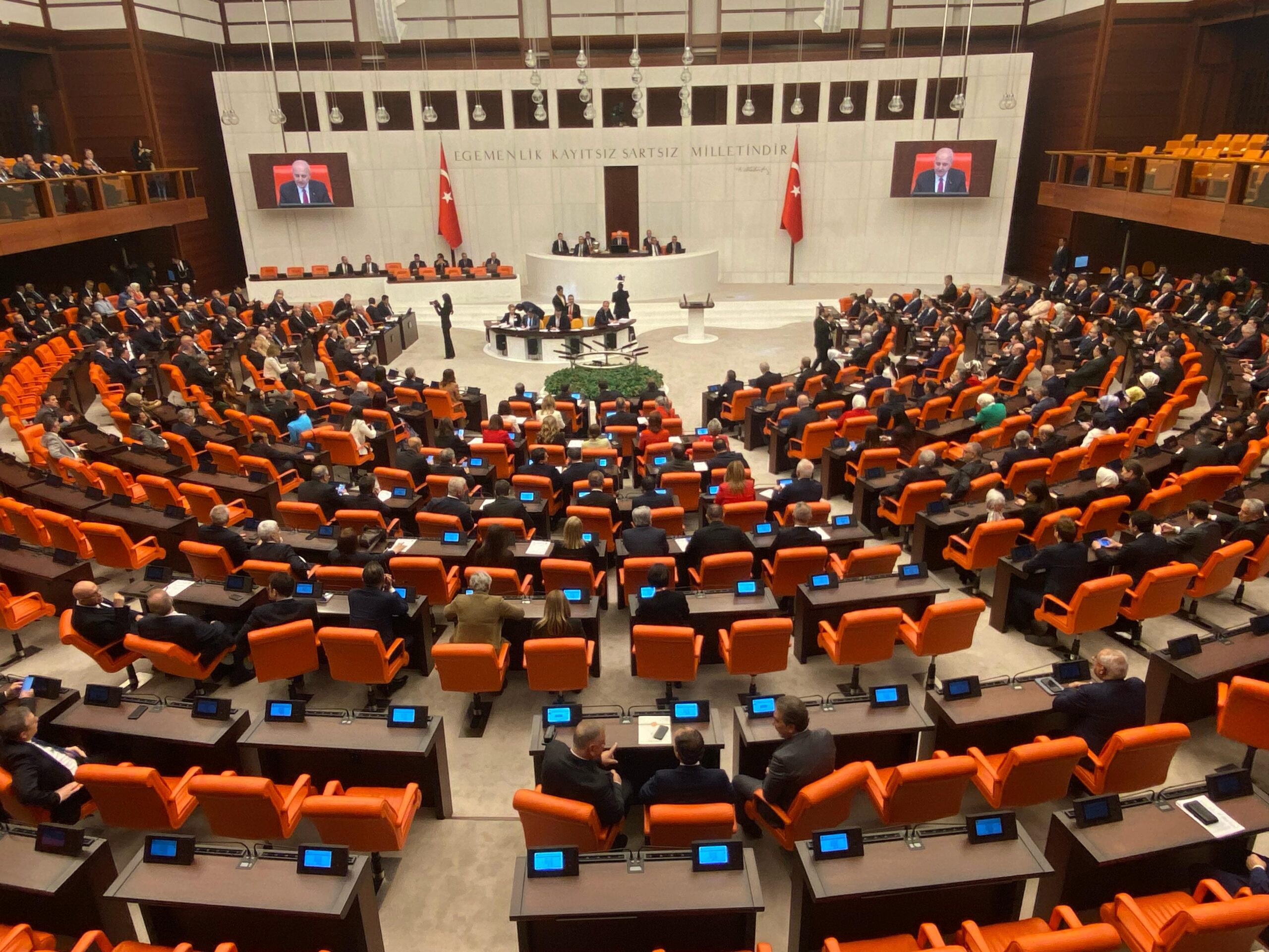 TBMM’deki Stajyer Öğrencilere Taciz Davasında Flaş Gelişme: Tüm Tutuklu Sanıklar Tahliye Edildi