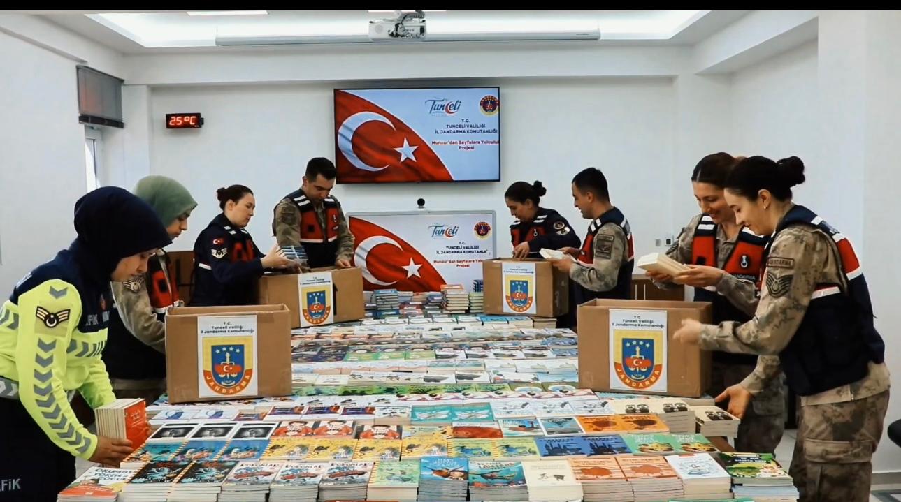 Tunceli’de Jandarmadan Anlamlı Destek: Munzur’dan Sayfalara Yolculuk Projesi İle Köy Okullarına Kitap Seferberliği