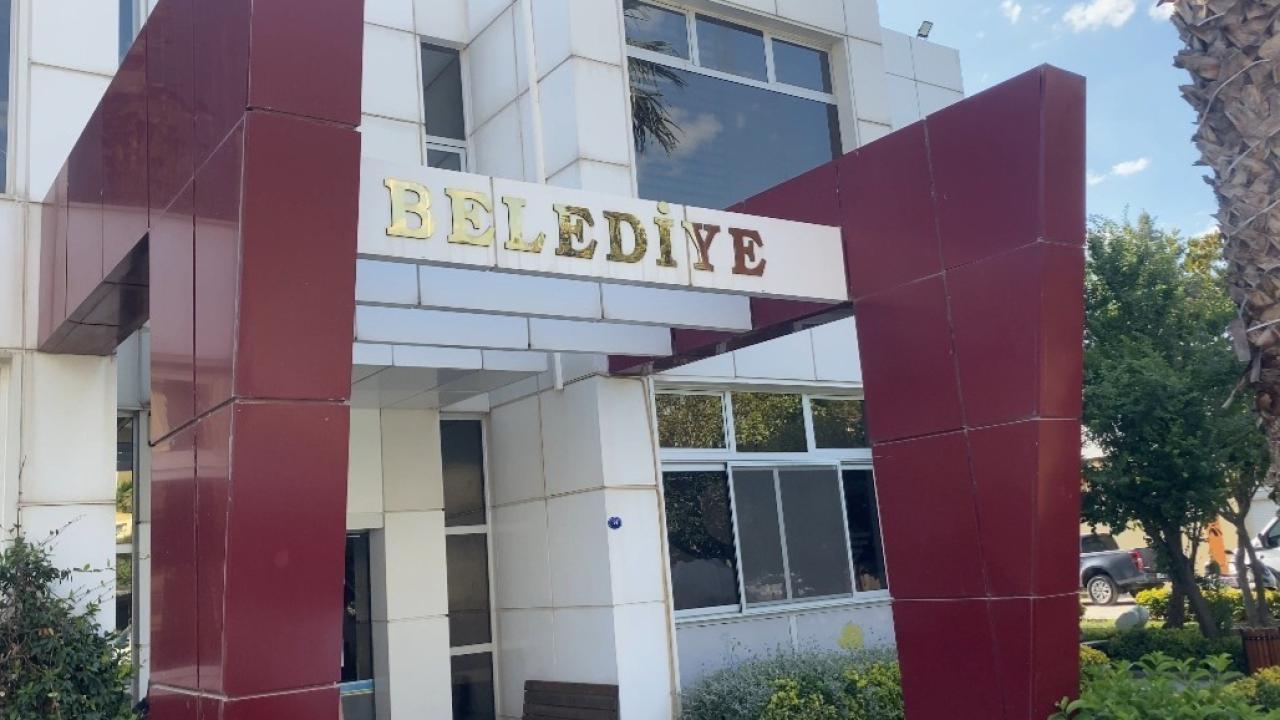 İzmir’de Belediye Başkan Yardımcısının Da Aralarında Bulunduğu 5 Şüpheli Rüşvet Soruşturmasında Tutuklandı