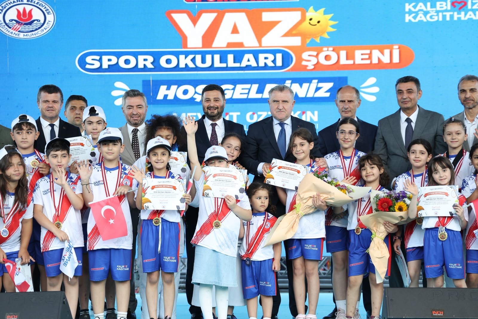 Kağıthane’de Yaz Spor Okulları Şöleni Coşkuyla Gerçekleştirildi