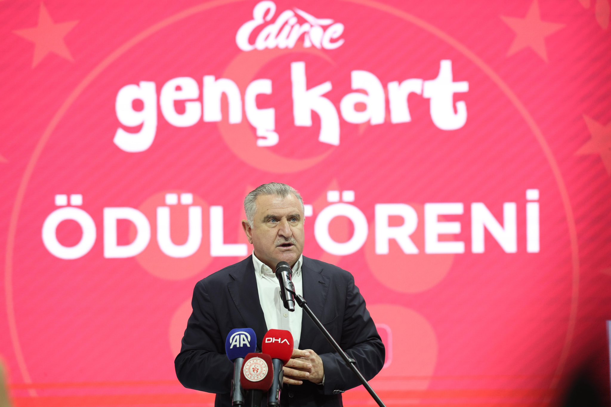 Bakan Bak: Sporun Birleştirici Gücüyle Çocuklarımızı Sporla Buluşturacağız