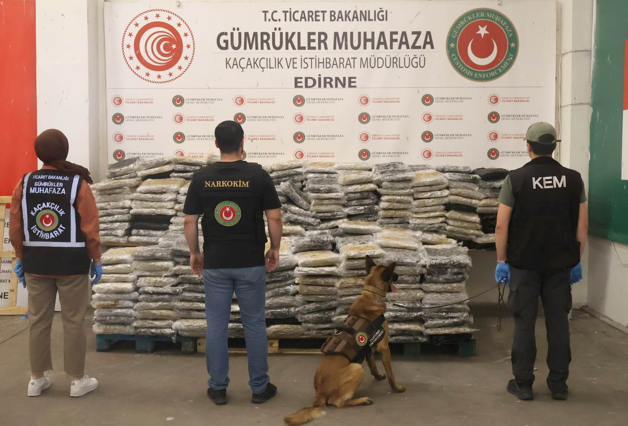 Kapıkule Gümrük Kapısı’nda 1 Milyar Liralık Uyuşturucu Operasyonu