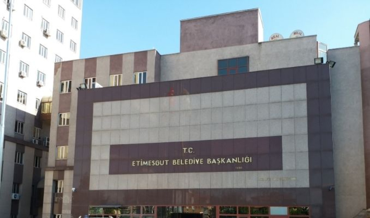 Etimesgut Belediyesi’ne Yönelik Mali Suç Operasyonunda 52 Şüpheli Yakalandı