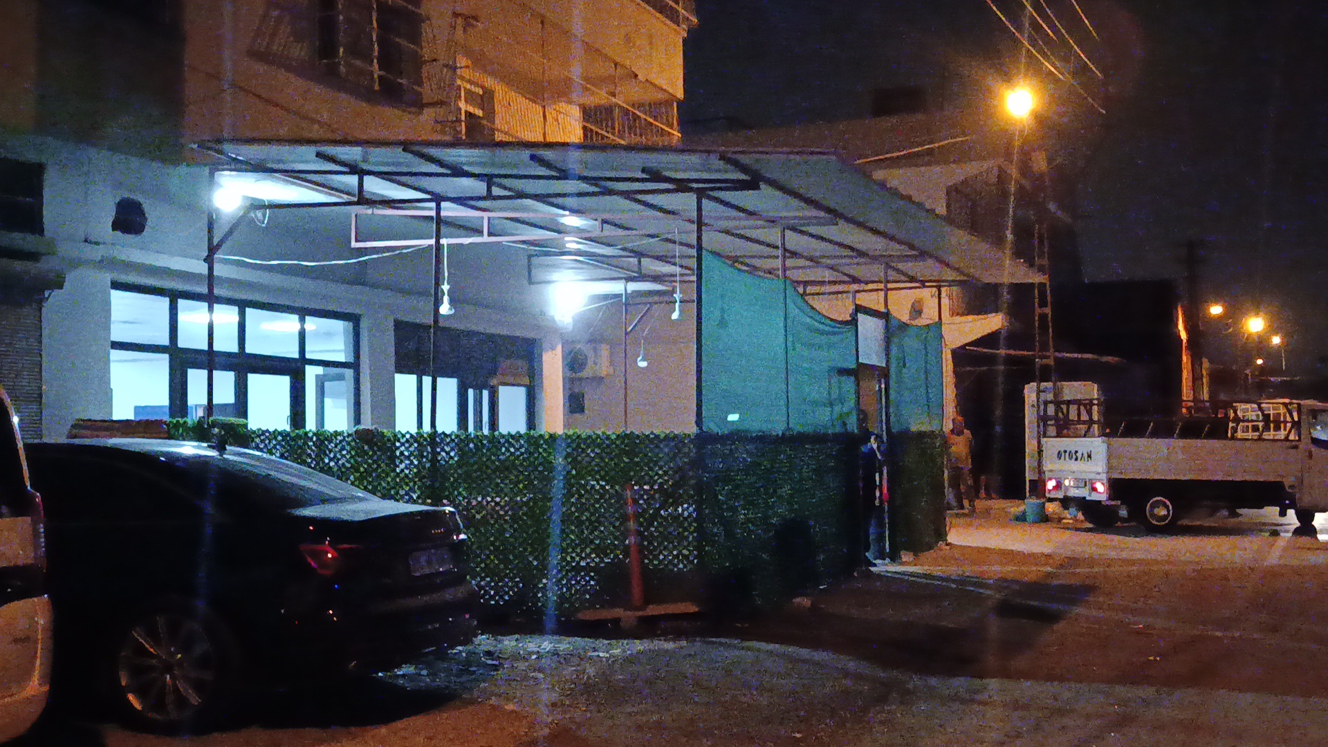 Adana’da kahvehaneye silahlı saldırı: 3 yaralı