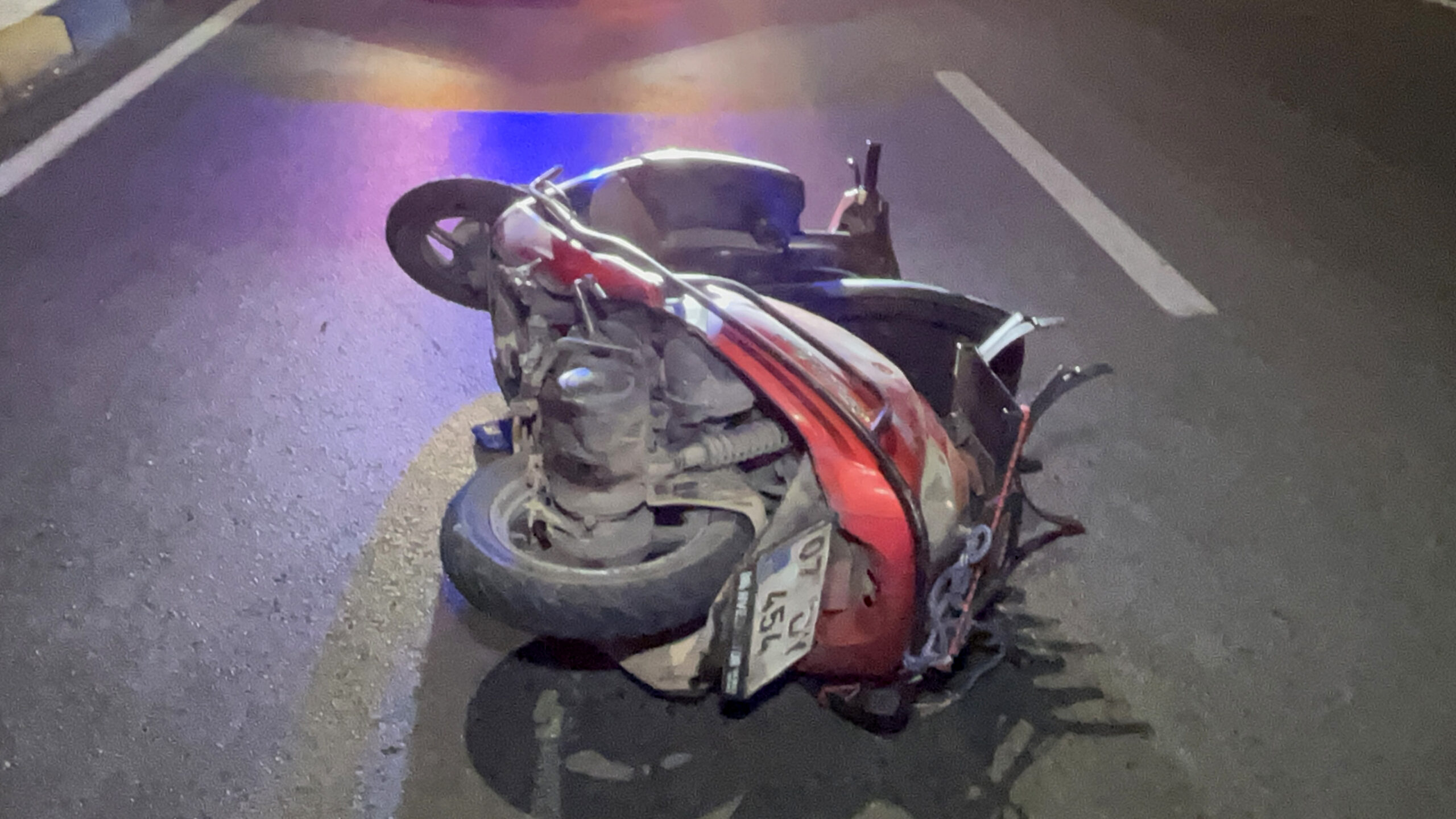Antalya’da motosikleti devrilen genç hayatını kaybetti