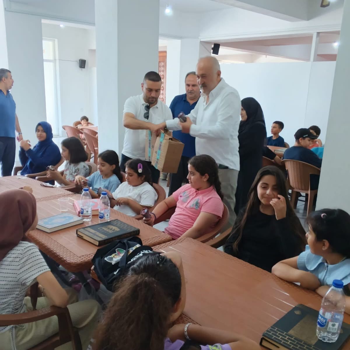 Çiftlikköy’de Gençlik Buluşması: “Durmadan, Yorulmadan Halkımızla İç İçe Çalışacağız”