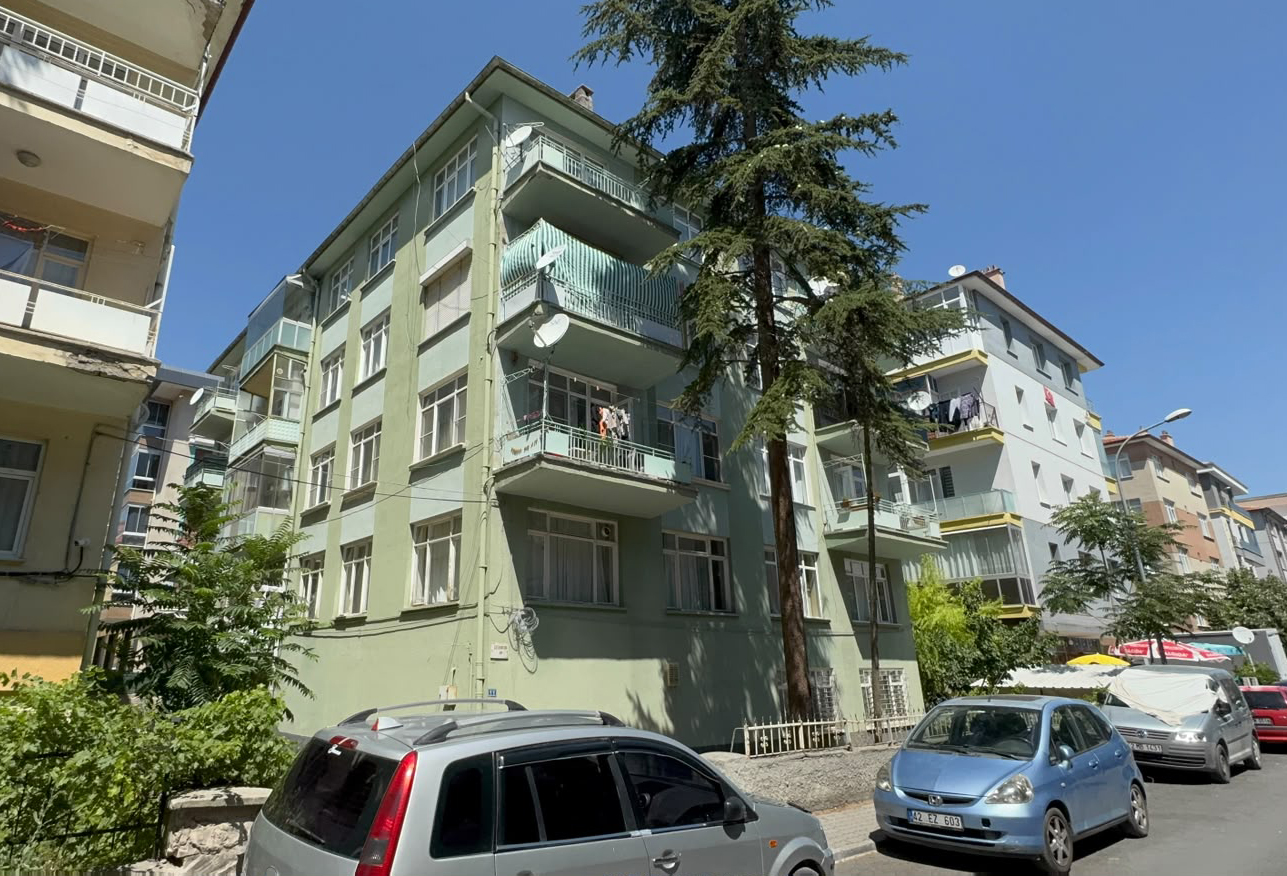 Konya’da Aidat Kavgası Kanlı Bitti: Kiracı, Apartman Yöneticisini Bıçakladı