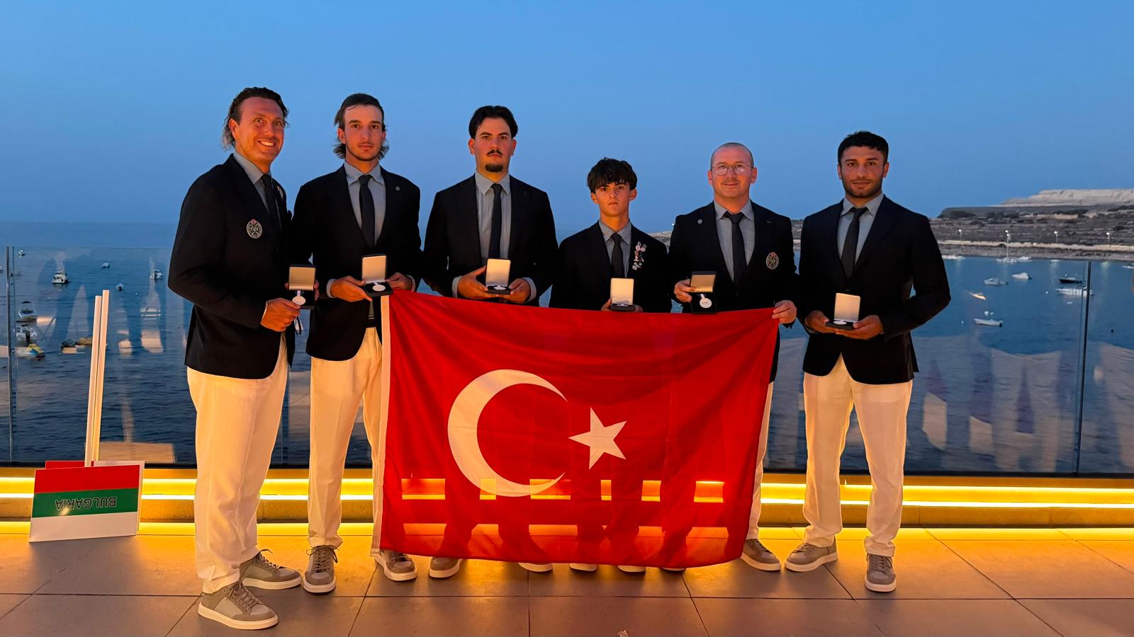 Türkiye Golfte Zirvede: Kadın Milli Takımı Avrupa Şampiyonu, Erkekler İkinci Oldu