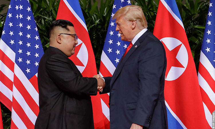 Trump’tan Kuzey Kore Lideri Kim İle Görüşme Sinyali