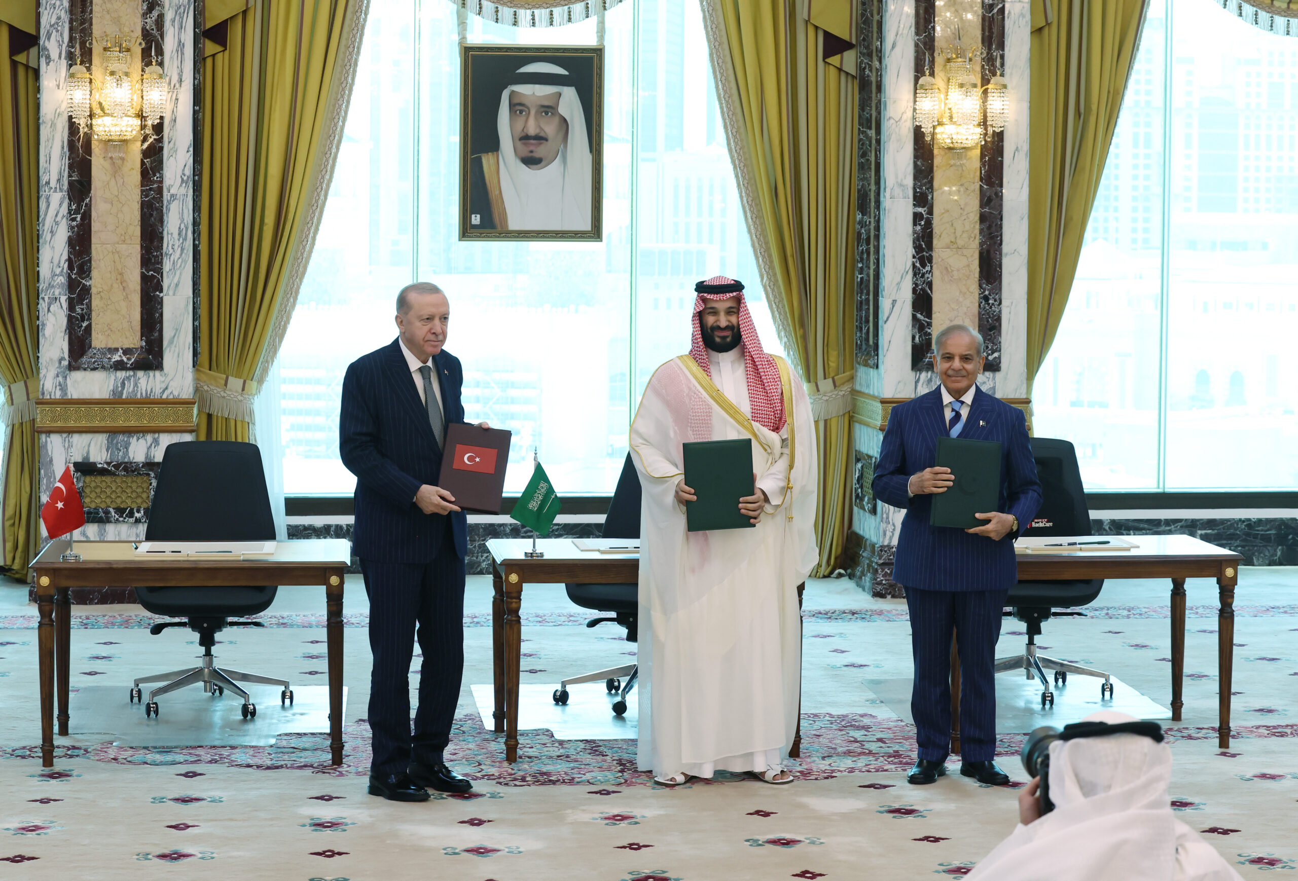 Türkiye, Suudi Arabistan ve Pakistan arasında Mekke Ortak Savunma Anlaşması imzalandı