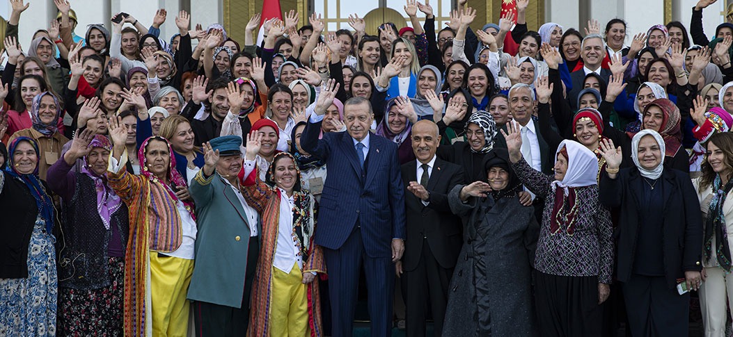 Ömer Çelik: Cumhurbaşkanımız Dünyada Demokratik Seçimlerle İş Başına Gelen En Tecrübeli Devlet Adamıdır